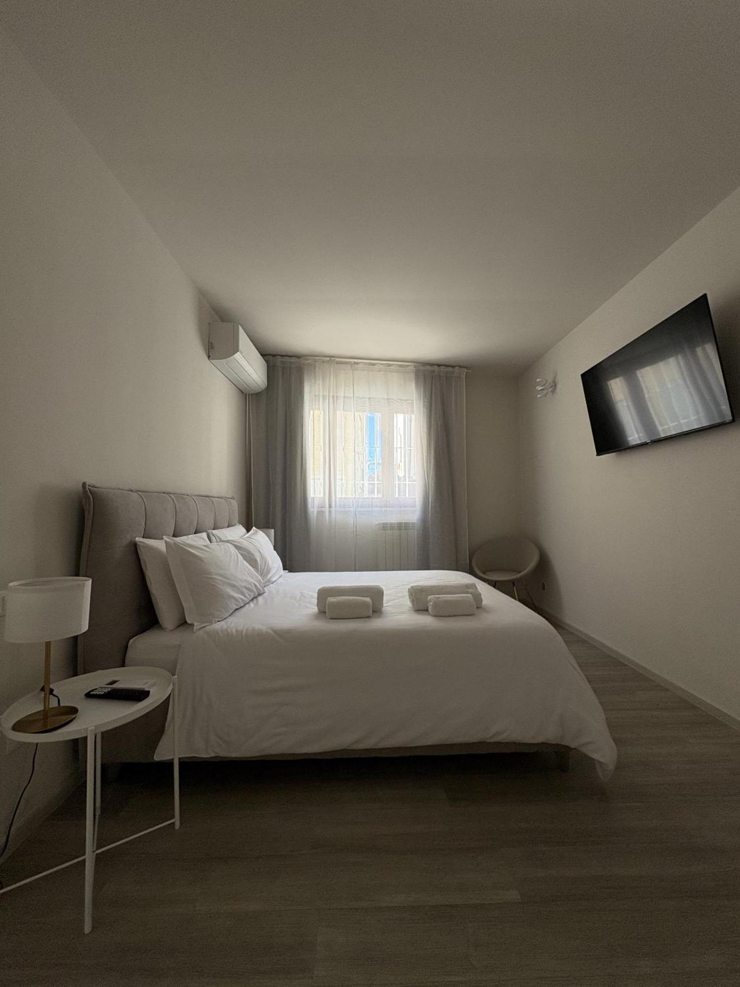 7Suites Емполі Екстер'єр фото