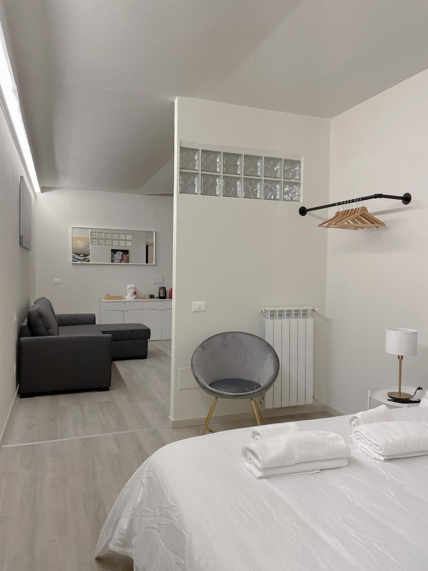 7Suites Емполі Екстер'єр фото